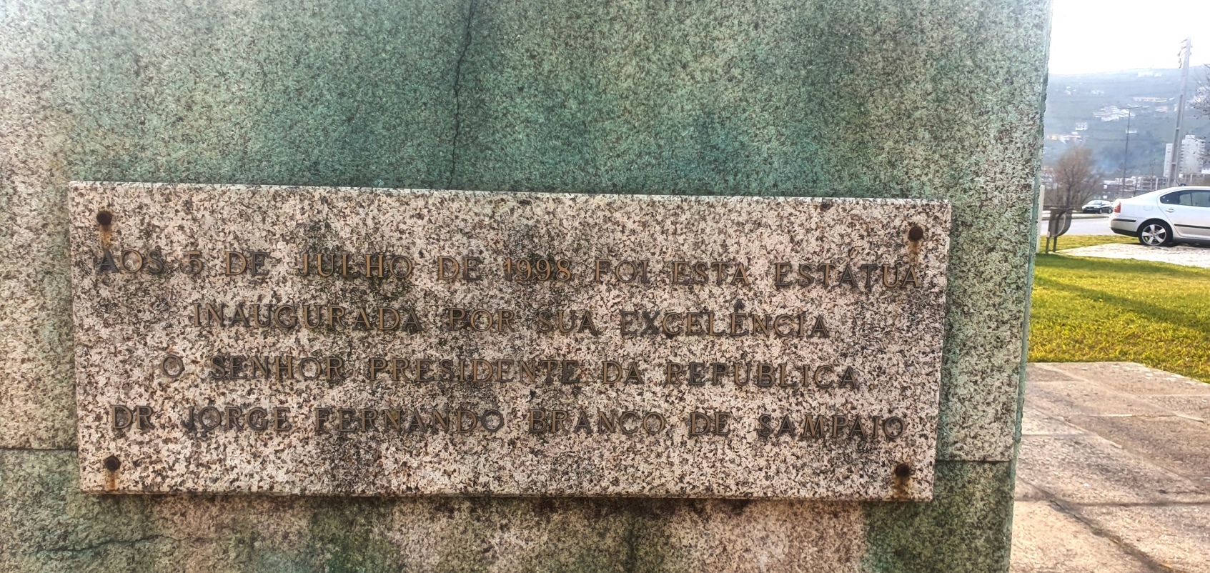João de Araújo Correia's statue - 05.jpg